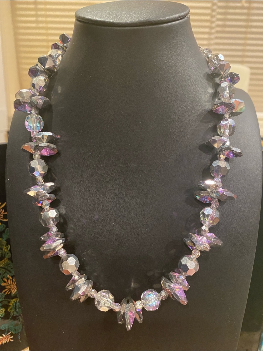 Volarte Crystal Aurora Borealis Beaded Necklace - Iridescent Pink